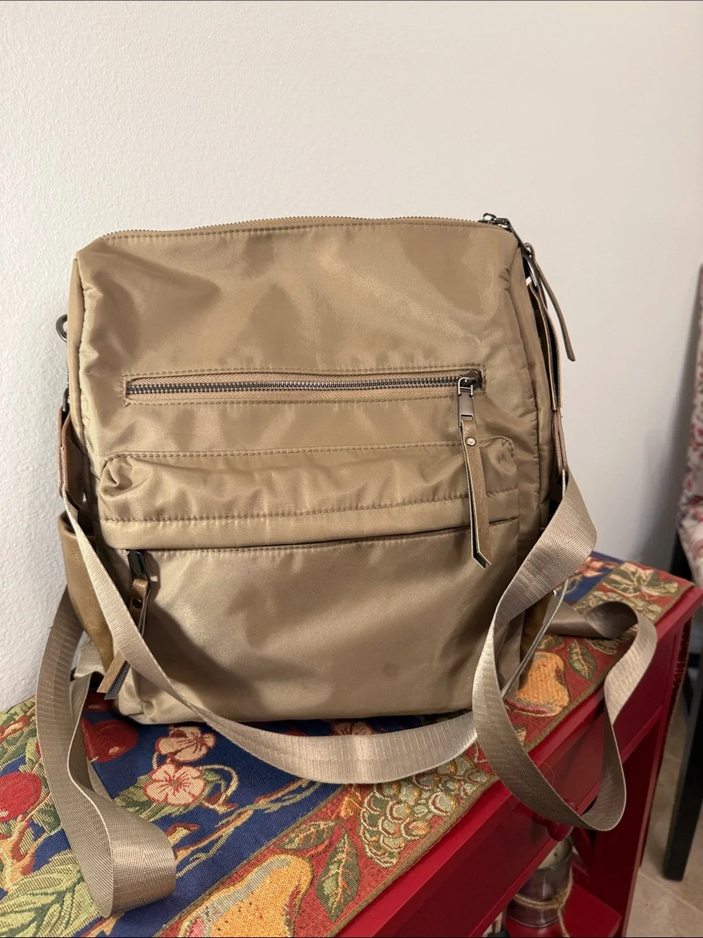 Men's Casual Nylon Crossbody Bag in Tan